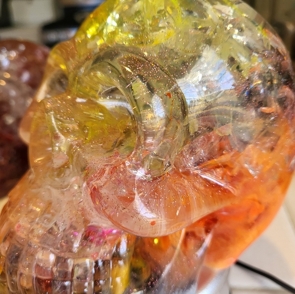 Starfire resin skull/glitter - Picture 6 of 6